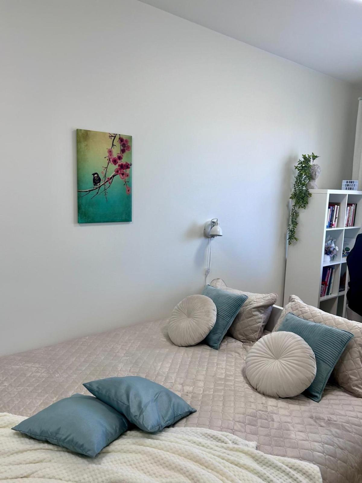 Stella'S Apartment - City Center - Free Secure Parking - Big Sun Terrace - Air Conditioning - Wifi - Tram To The Tallinn Bus Station And Old Town 外观 照片