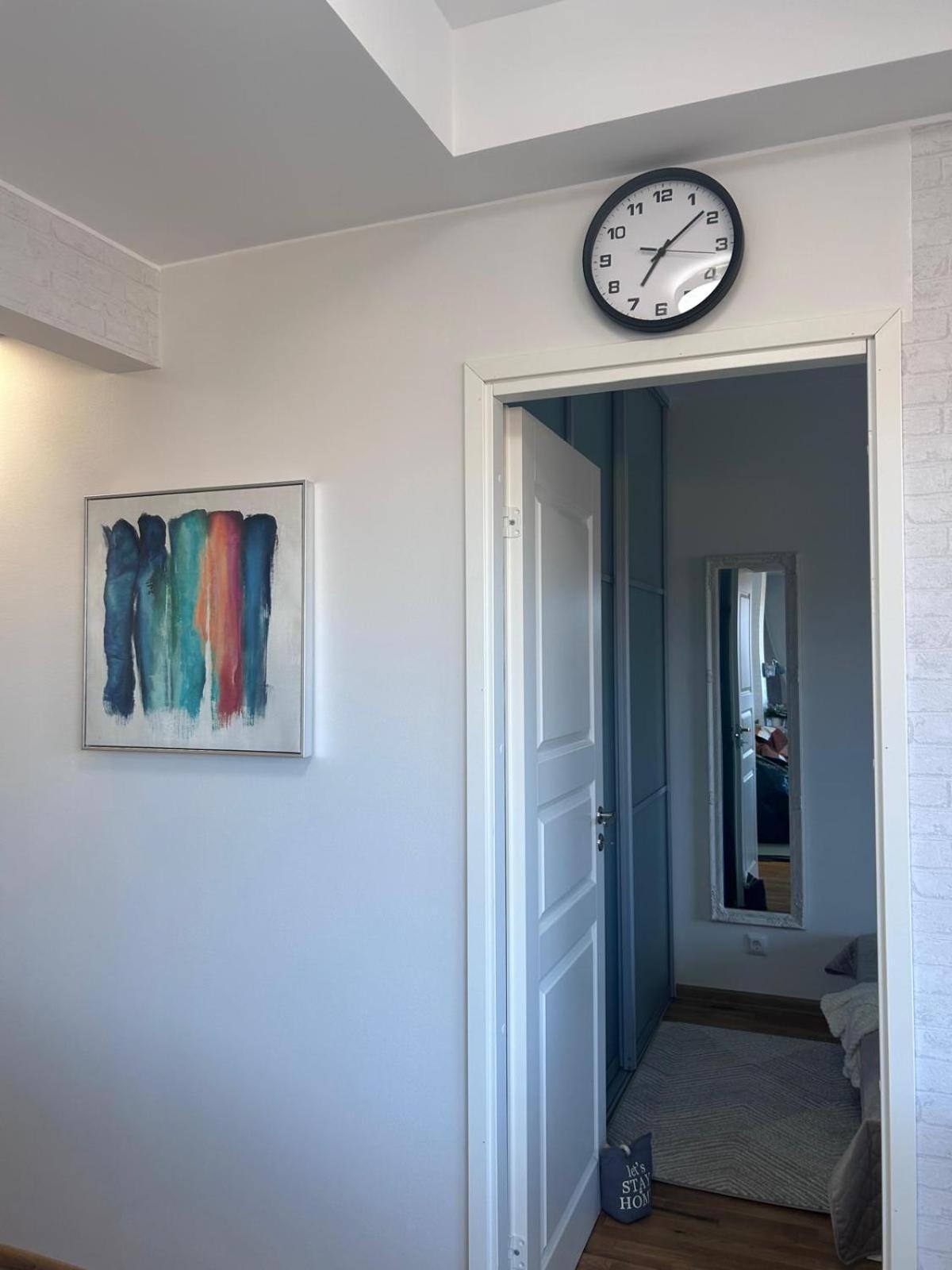 Stella'S Apartment - City Center - Free Secure Parking - Big Sun Terrace - Air Conditioning - Wifi - Tram To The Tallinn Bus Station And Old Town 外观 照片