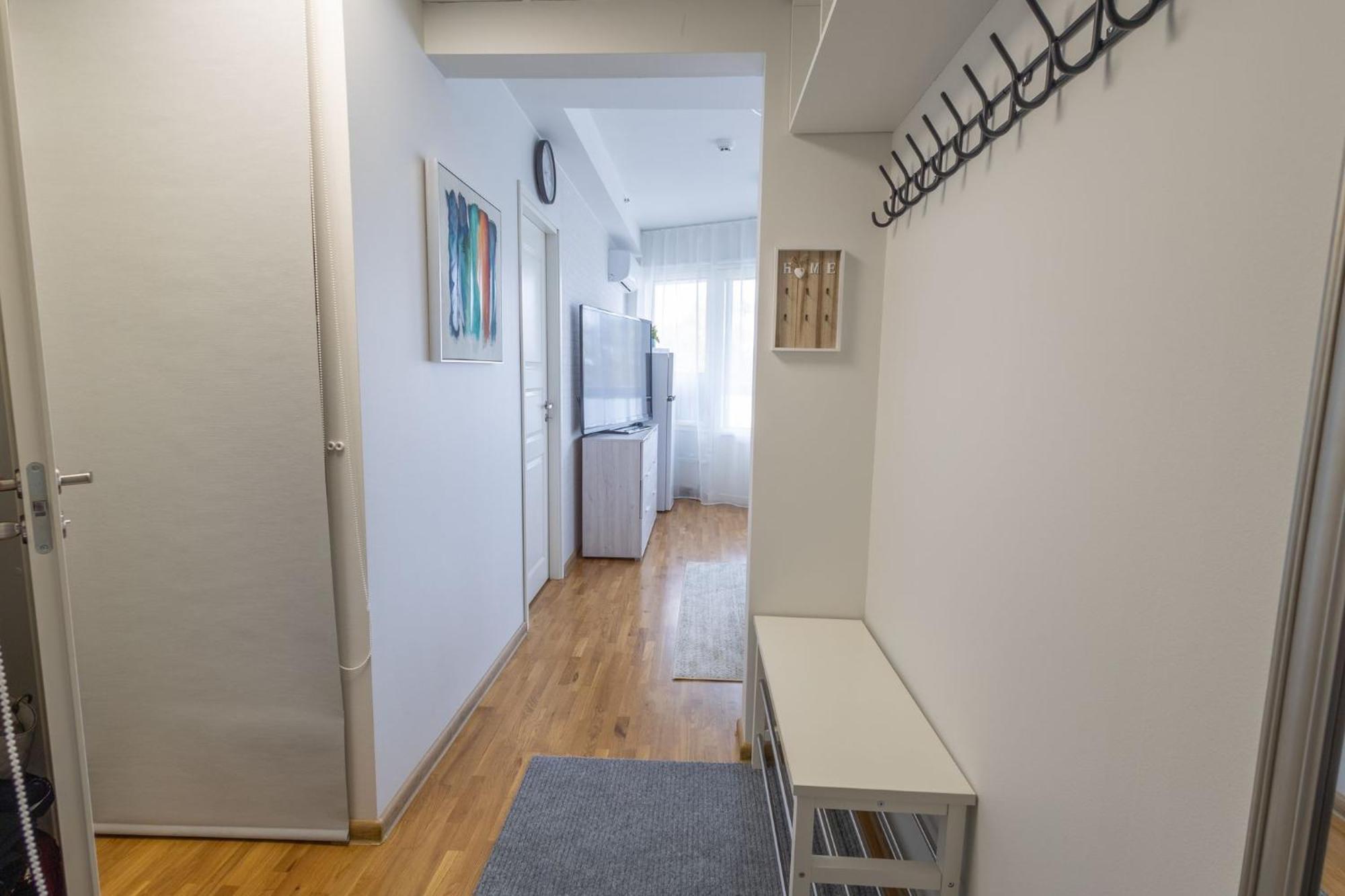 Stella'S Apartment - City Center - Free Secure Parking - Big Sun Terrace - Air Conditioning - Wifi - Tram To The Tallinn Bus Station And Old Town 外观 照片